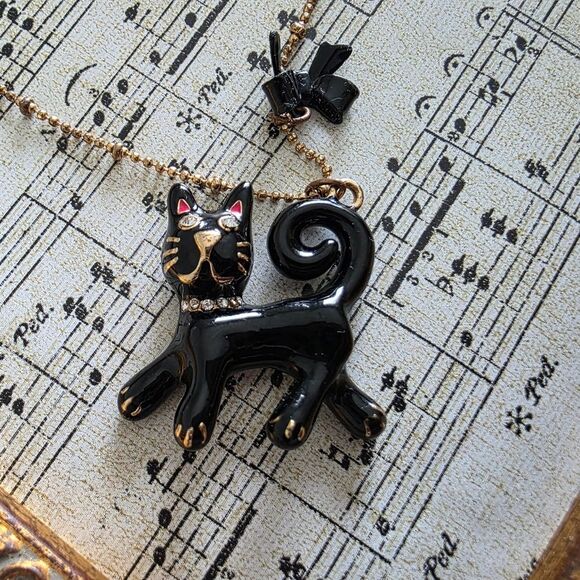 Betsey Johnson Black Cat Pendant Antique Gold Tone Necklace Rhinestone Rare 19' - Picture 3 of 12